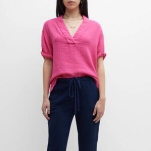 NEW XIRENA 100% Cotton Gauze Avery Top Size Small Gauze V-Neck Top Coral Rose S